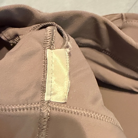 Gymshark Lavender Sports Bra - Picture 4 of 4